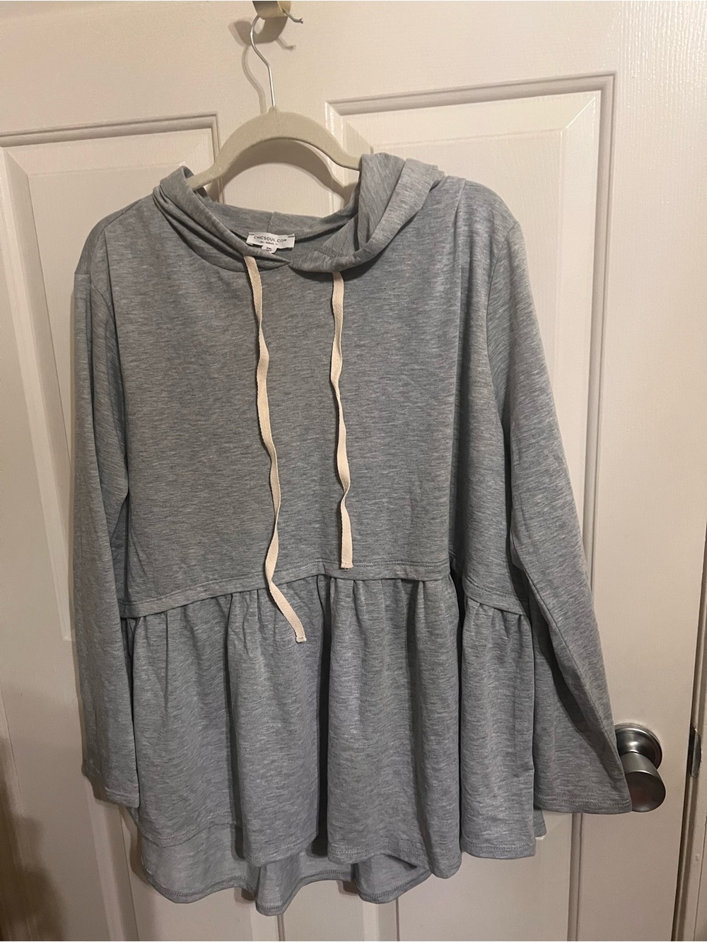 ChicSoul Light Gray Hooded Sweatshirt with Cream Drawstrings